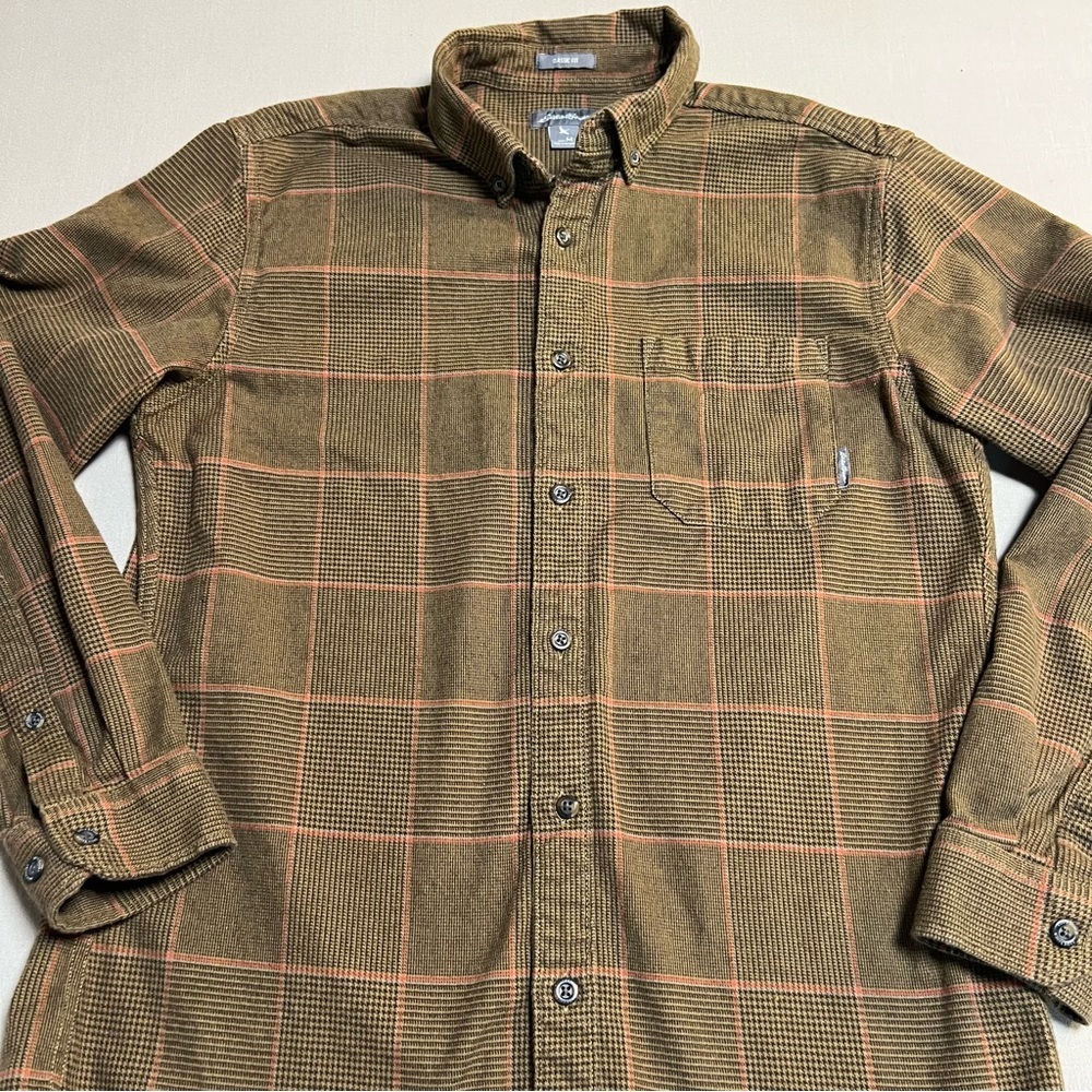 Eddie Bauer Men’s Medium Super Soft Flannel Shirt Classic Fit Plaid Button Down - Picture 3 of 11